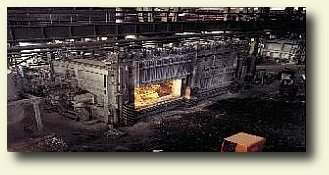Aluminium smelting furnace of 60 t capacity